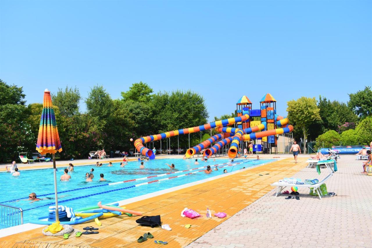 Villaggio San Francesco - Adria Holiday Mobile Homes دونا فيردي المظهر الخارجي الصورة