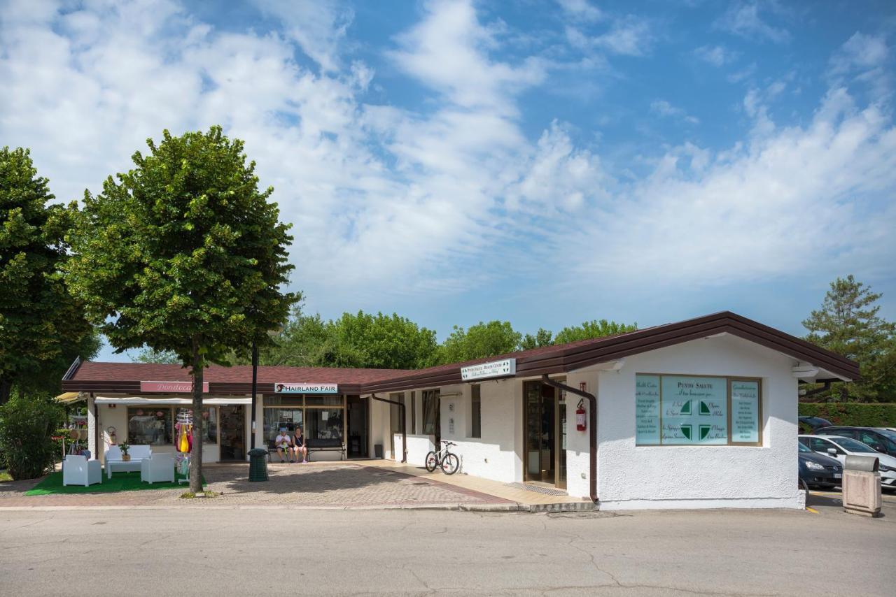 Villaggio San Francesco - Adria Holiday Mobile Homes دونا فيردي المظهر الخارجي الصورة