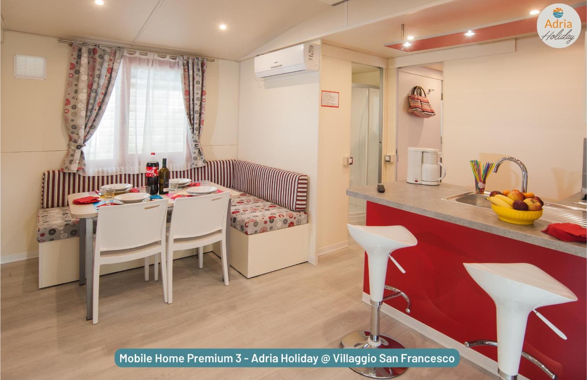 Villaggio San Francesco - Adria Holiday Mobile Homes دونا فيردي المظهر الخارجي الصورة