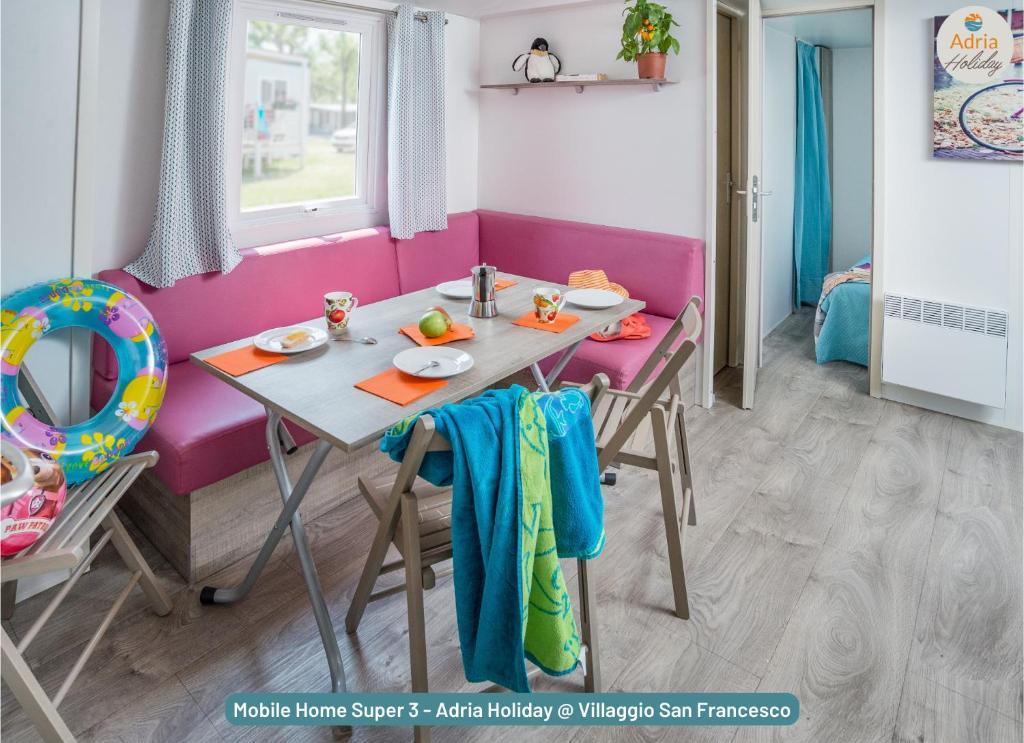 Villaggio San Francesco - Adria Holiday Mobile Homes دونا فيردي المظهر الخارجي الصورة
