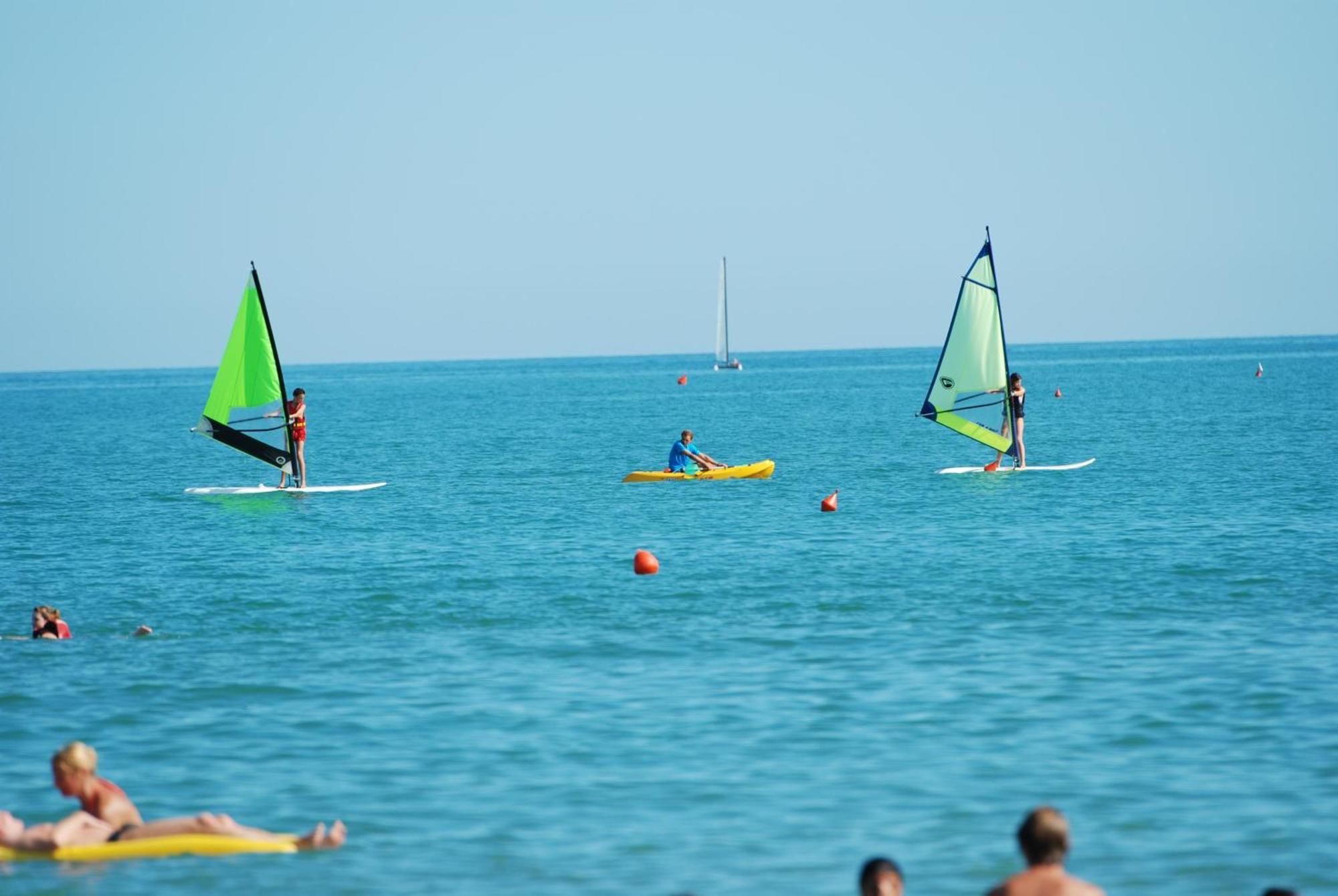 Villaggio San Francesco - Adria Holiday Mobile Homes دونا فيردي المظهر الخارجي الصورة