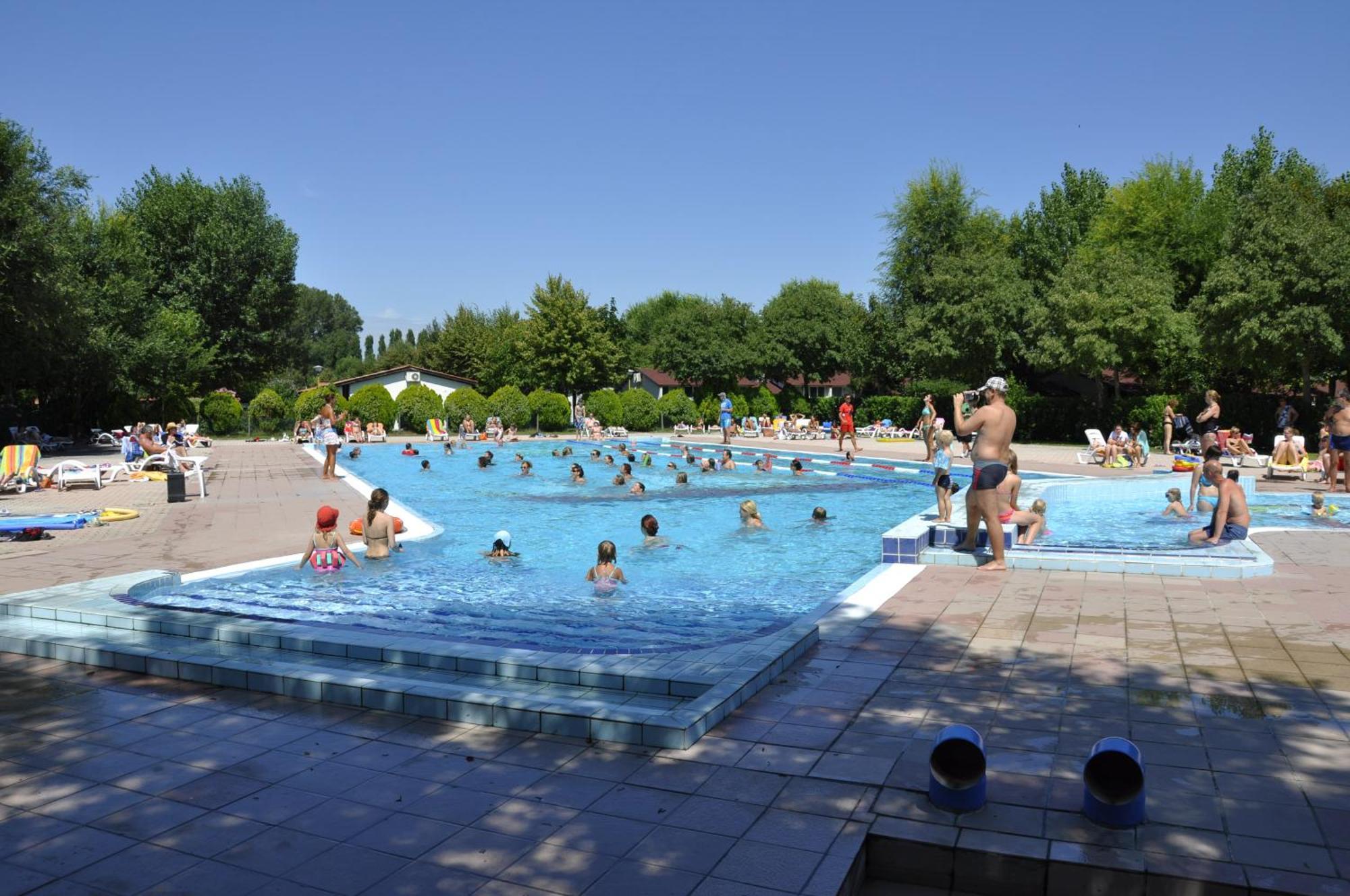 Villaggio San Francesco - Adria Holiday Mobile Homes دونا فيردي المظهر الخارجي الصورة