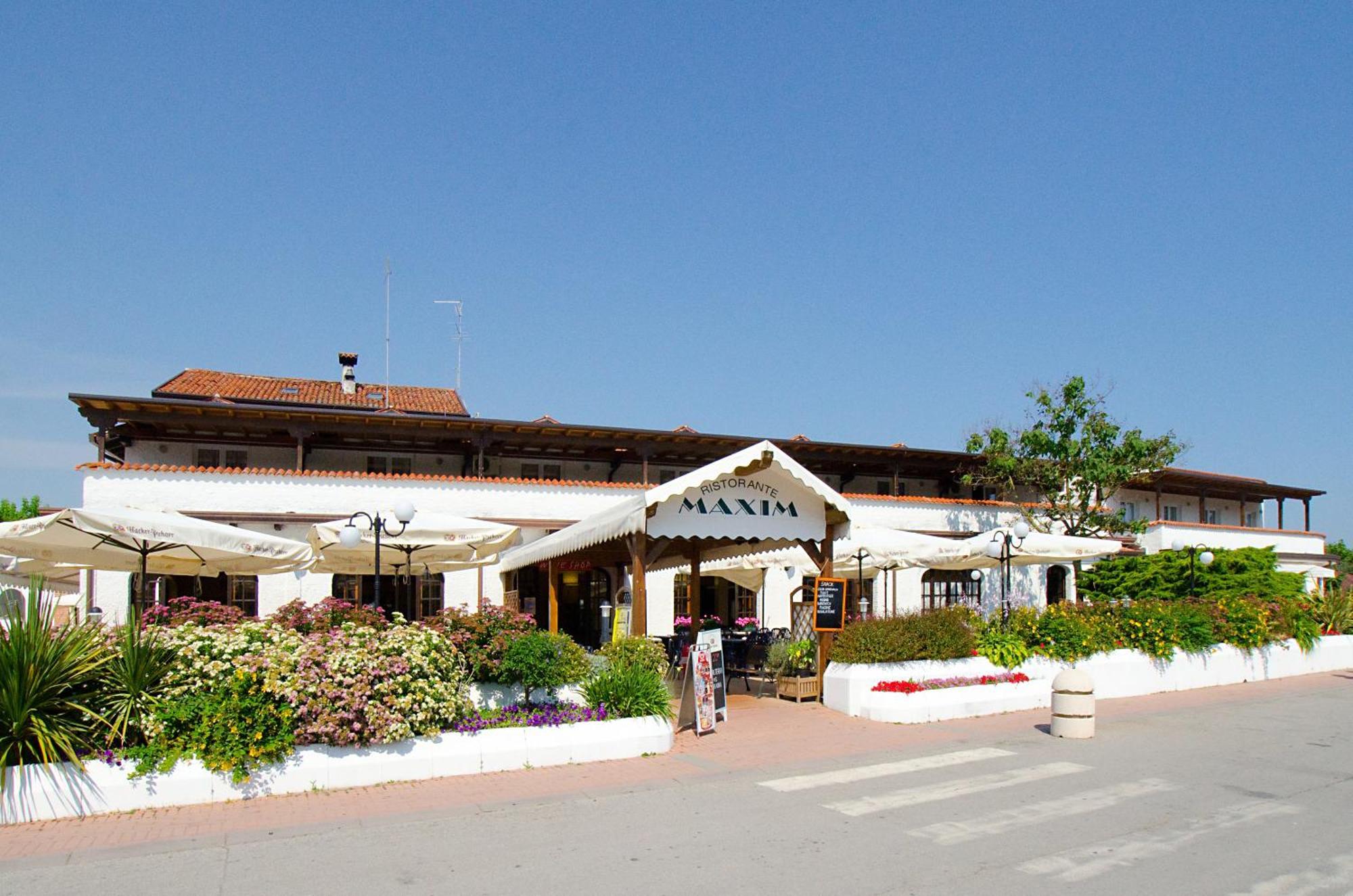Villaggio San Francesco - Adria Holiday Mobile Homes دونا فيردي المظهر الخارجي الصورة